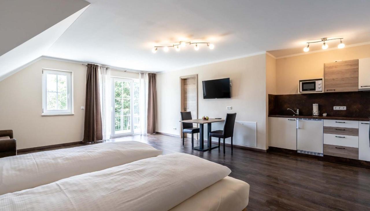 Gaestehaus Lemerhof Schwaig bei Nürnberg エクステリア 写真